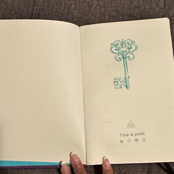 2025 Sanrio Kuromi A5 Daily Planner 400 pages - Picture 15 of 15